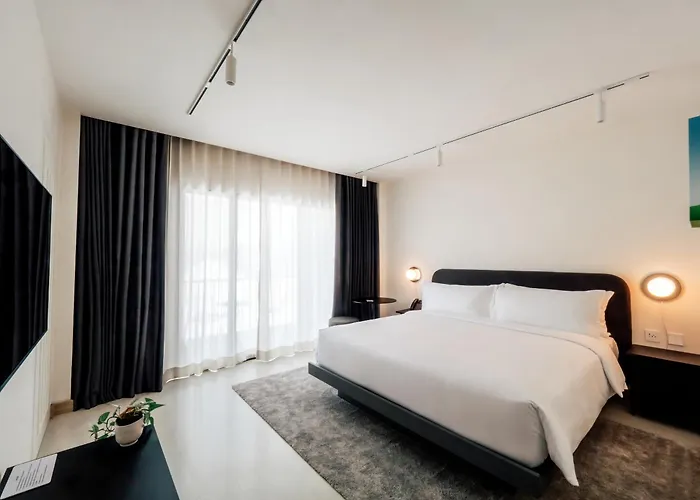 The Standardx, Phra Arthit 방콕