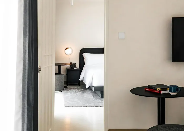 The Standardx, Phra Arthit 4* Bangkok