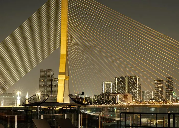 The Standardx, Phra Arthit Bangkok