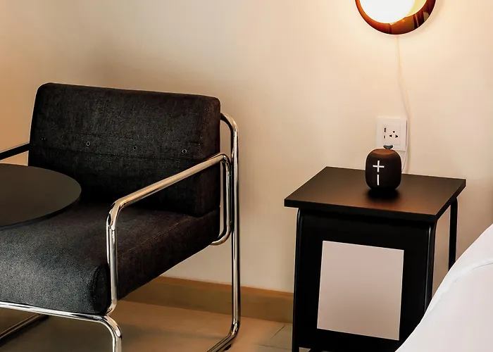 The Standardx, Phra Arthit 4* Bangkok