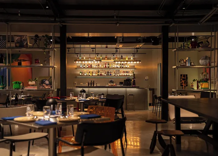 The Standardx, Phra Arthit 방콕