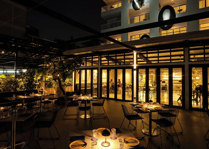 Hotel The Standardx, Phra Arthit Bangkok